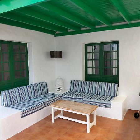 Apartamento Amura En Playa De Las Cucharas コスタ・テギセ エクステリア 写真