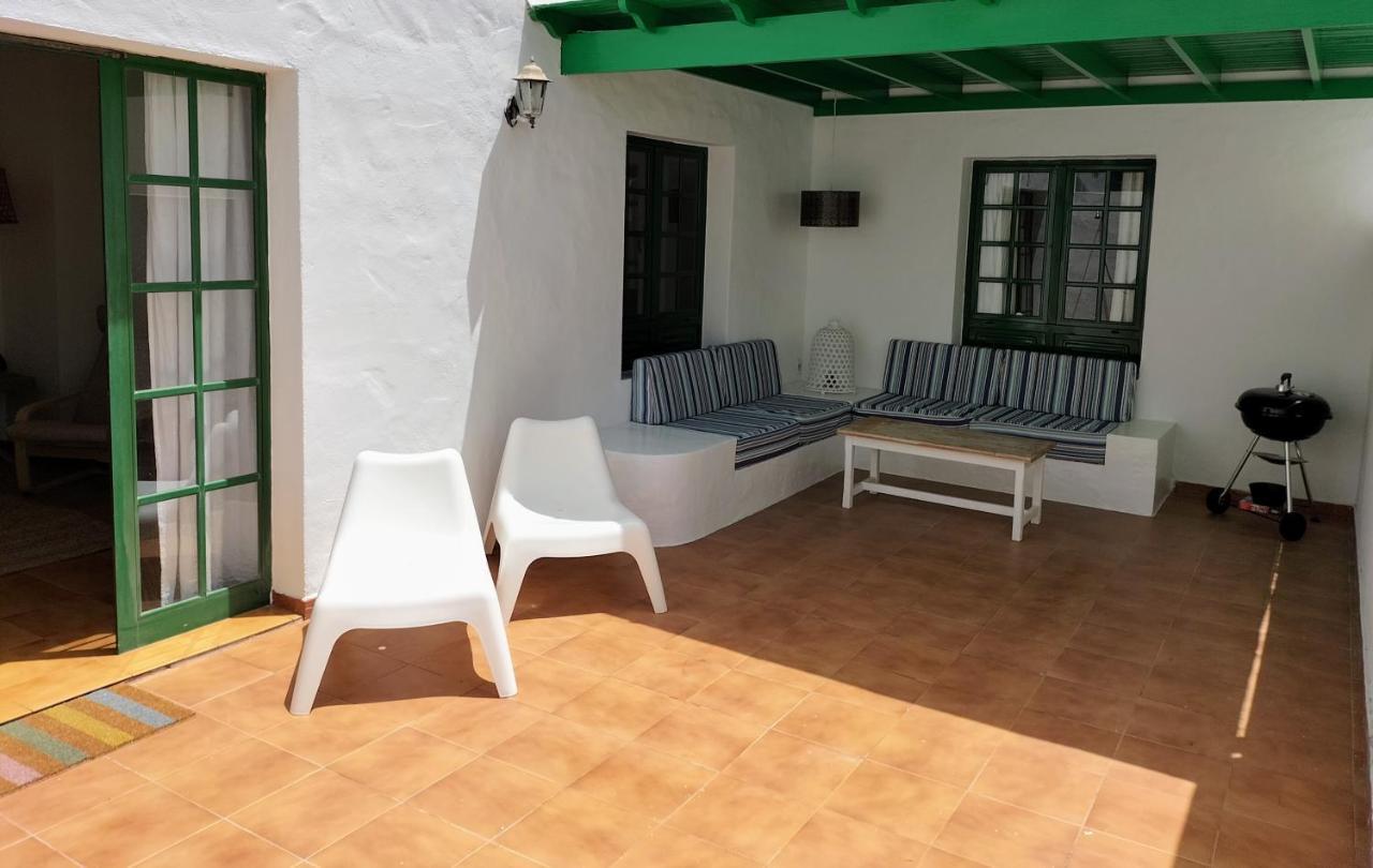 Apartamento Amura En Playa De Las Cucharas コスタ・テギセ エクステリア 写真